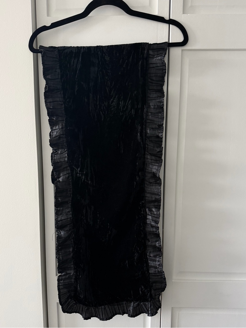 Vintage Reversible Crushed Velvet Evening Wrap Scarf Black Brown Ruffled Trim